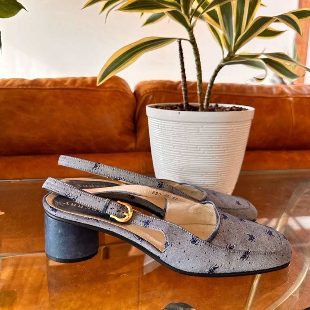 Vintage 90s Burberry Blue label Slingback Sandals